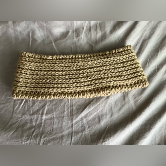 Brand New Handcrafted Sloth Knitted Headband Head Warmer - Picture 3 of 3